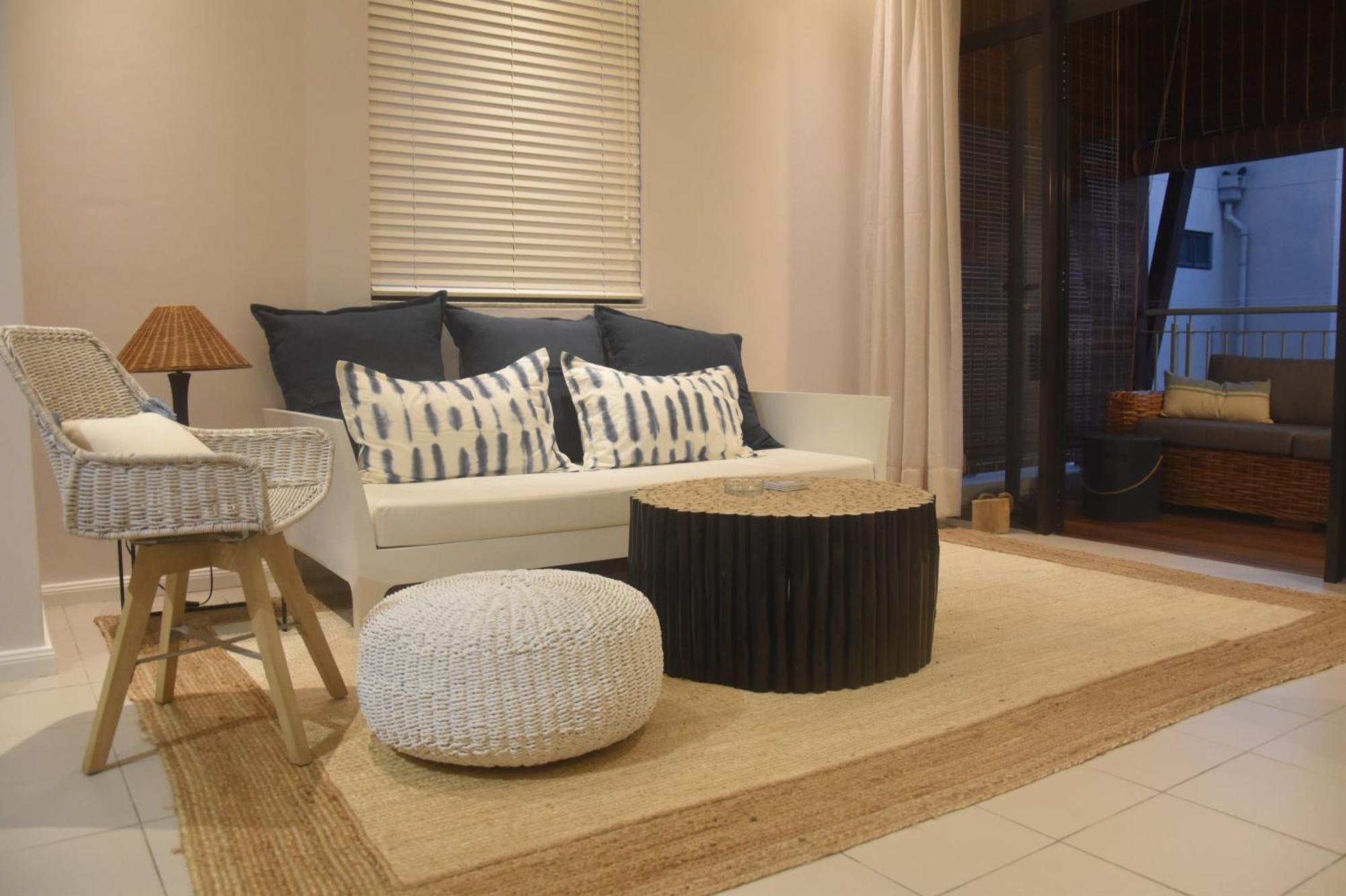 Blue Waves Beachfront Penthouse Flic-en-Flacq Esterno foto